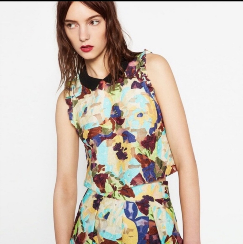 NWT Zara Women Floral top